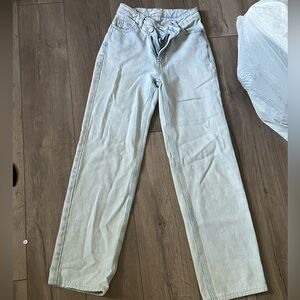 Pacsun asymmetrical light wash 90’s boyfriend Jeans
